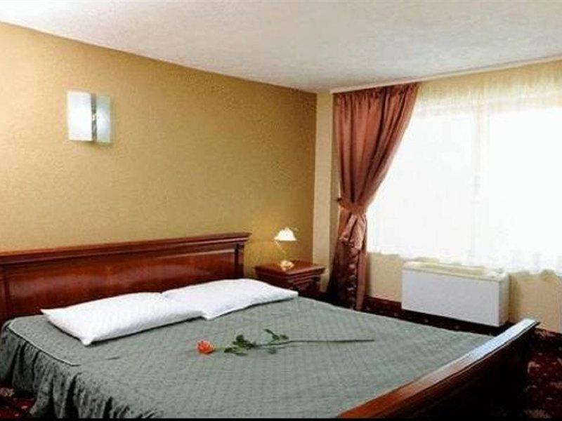 Hotel Ciao Bed & Breakfast เตอร์กู-มูเรช ภายนอก รูปภาพ